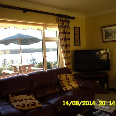 Bed & Breakfast Channel View Bed & Breakfast 3*