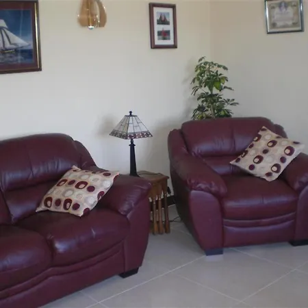 Bed & Breakfast Channel View Bed & Breakfast 3*